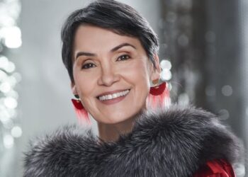 Officer Of The Order Of Canada Susan Aglukark Turns A Poem Into New Single «For You» And Announces Christmas Concerts